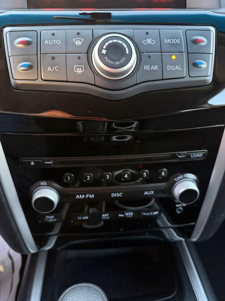 2014 Nissan Pathfinder S 4WD Photo