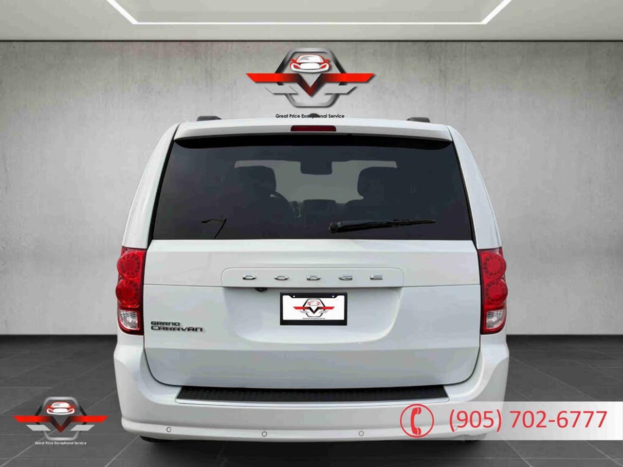 2019 Dodge Grand Caravan SXT 35th Anniversary Edition FWD Photo
