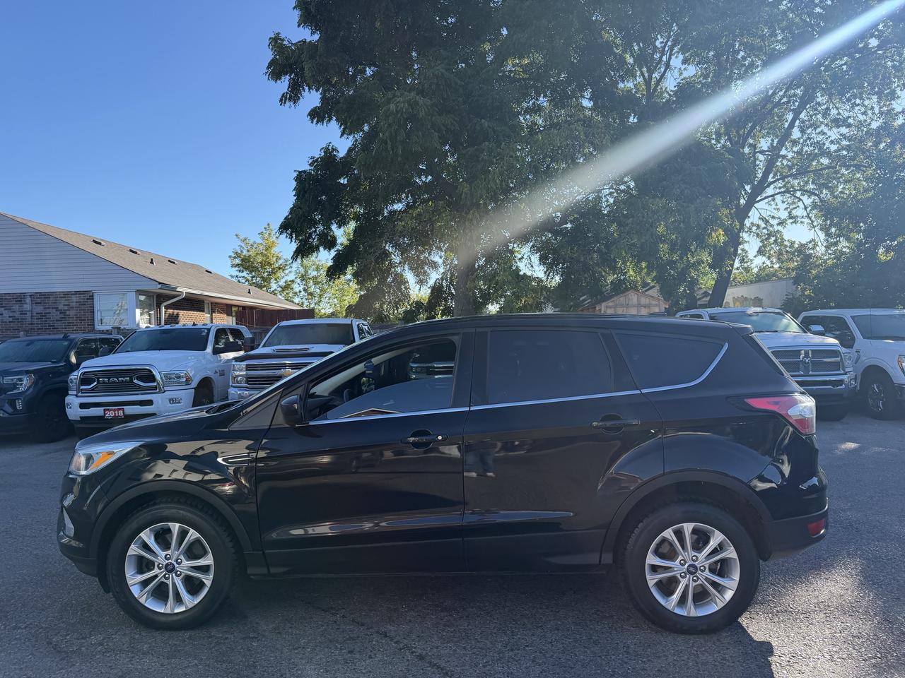2017 Ford Escape SE Photo