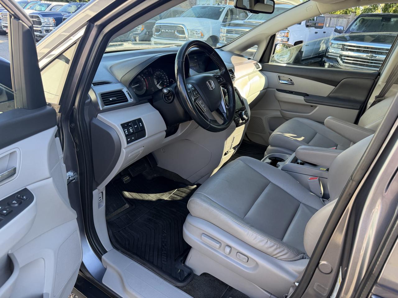 2014 Honda Odyssey EX-L | One Owner Photo