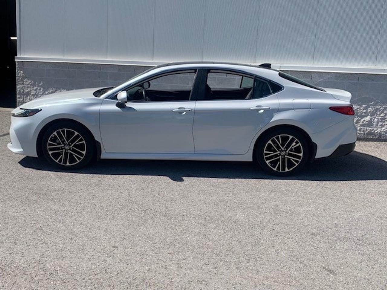 2026 Toyota Camry XLE used Demo-finance from 2.99% Photo1