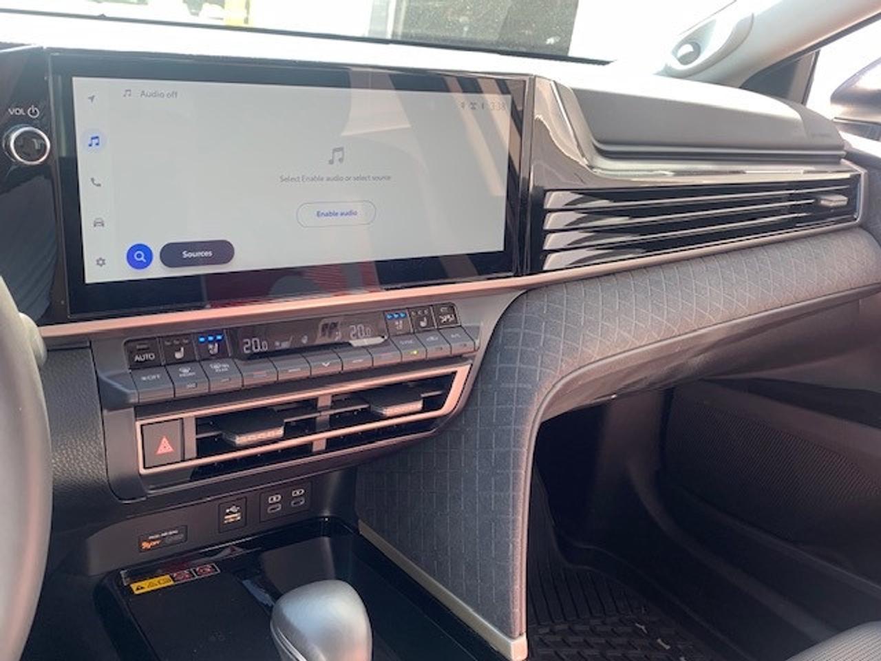 2026 Toyota Camry XLE used Demo-finance from 2.99% Photo