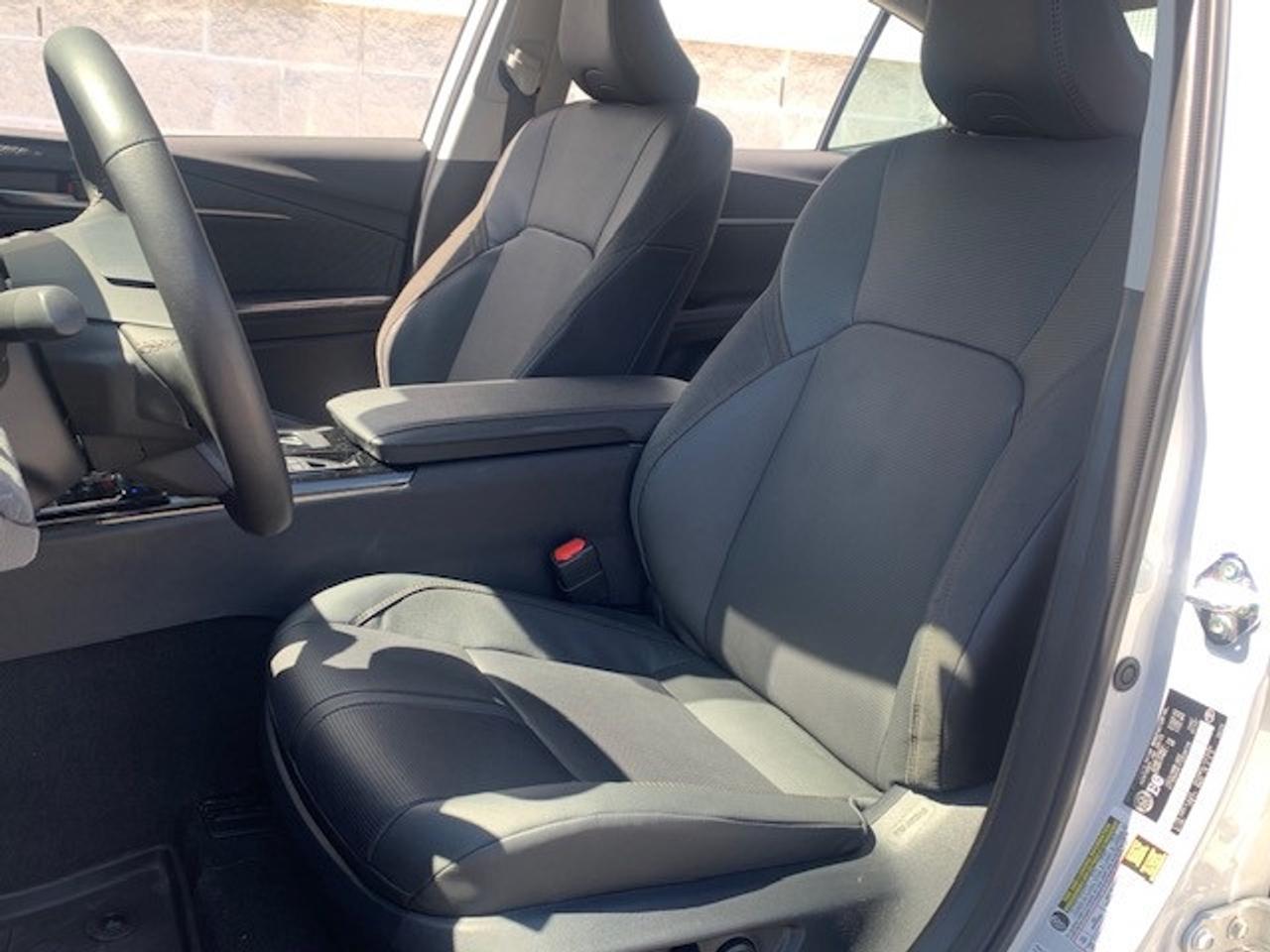 2026 Toyota Camry XLE used Demo-finance from 2.99% Photo
