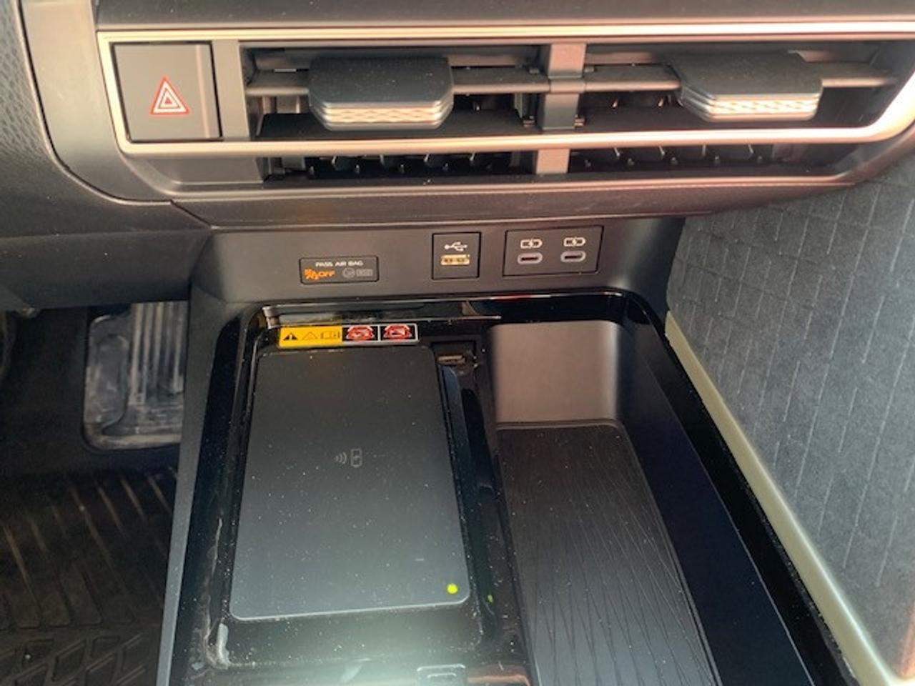 2026 Toyota Camry XLE used Demo-finance from 2.99% Photo