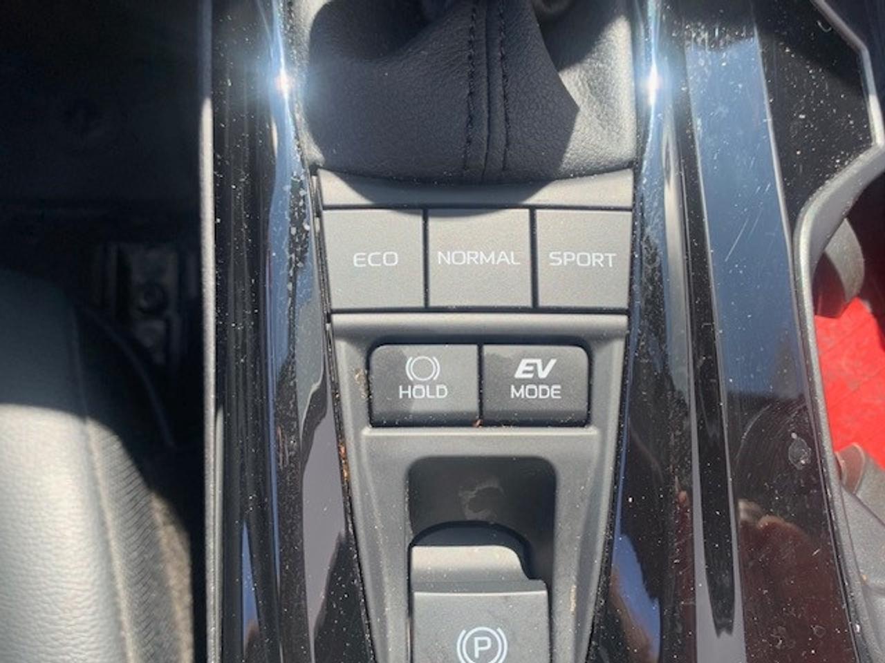 2026 Toyota Camry XLE used Demo-finance from 2.99% Photo