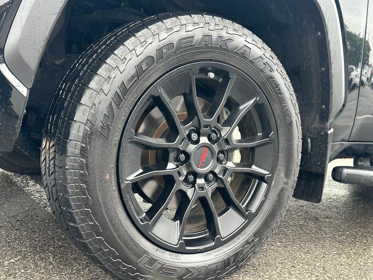 2025 Toyota Tundra Limited LIMITED+TRD+SNOW TIRES! Photo1