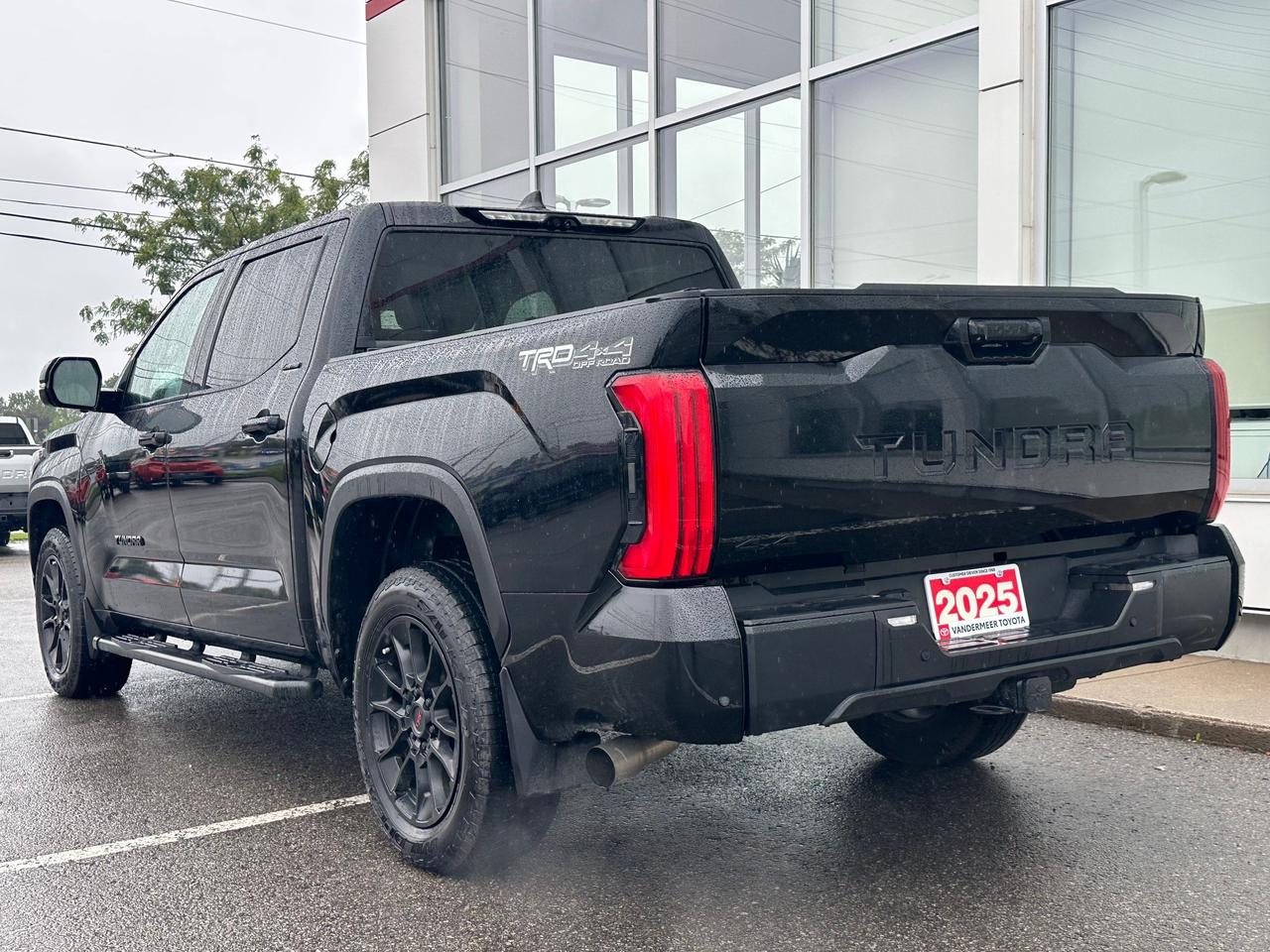 2025 Toyota Tundra Limited LIMITED+TRD+SNOW TIRES! Photo