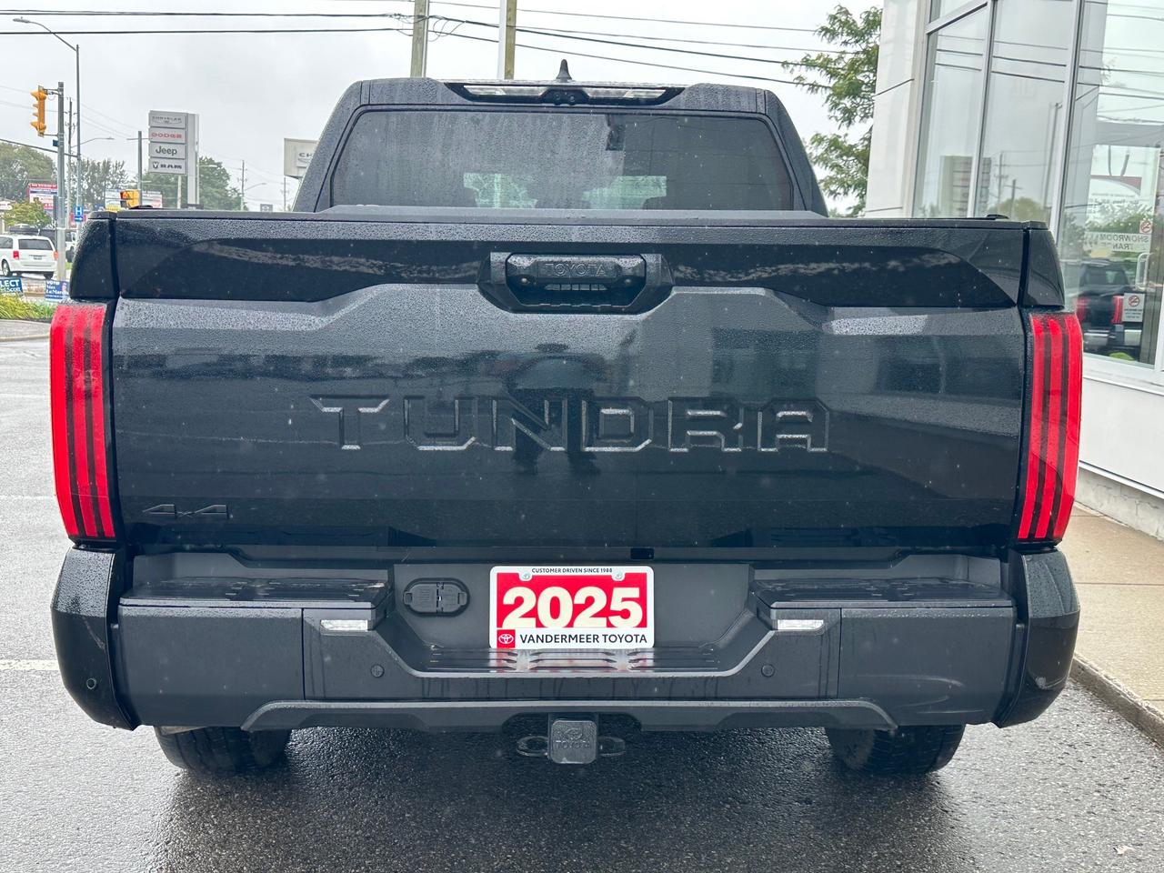 2025 Toyota Tundra Limited LIMITED+TRD+SNOW TIRES! Photo
