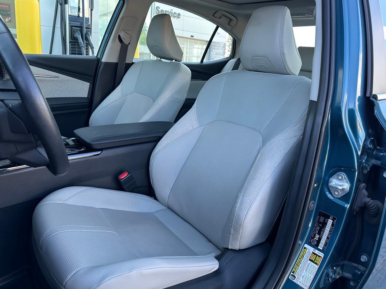 2025 Toyota Camry TOP OF THE LINE-XLE! Photo