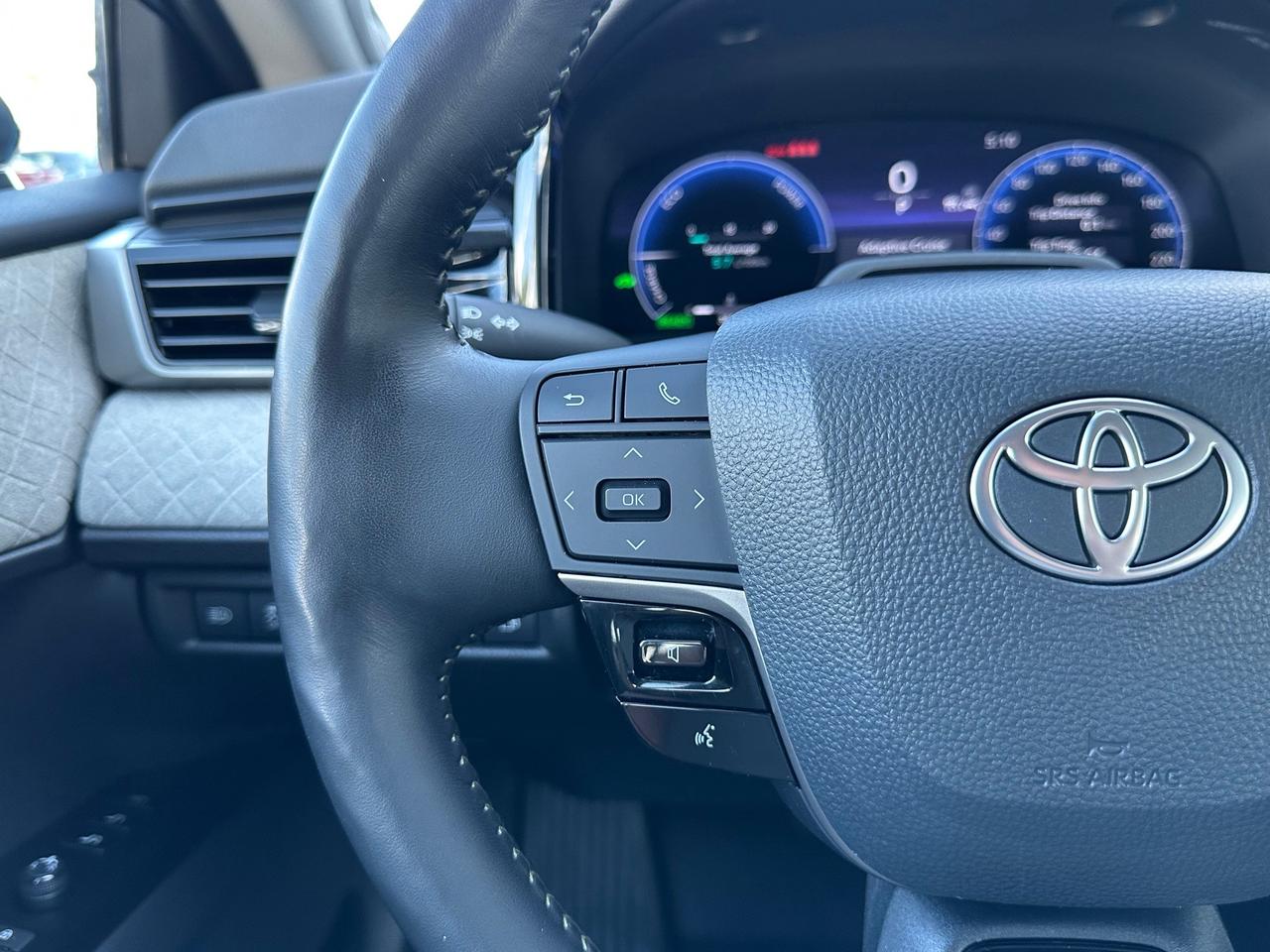 2025 Toyota Camry TOP OF THE LINE-XLE! Photo