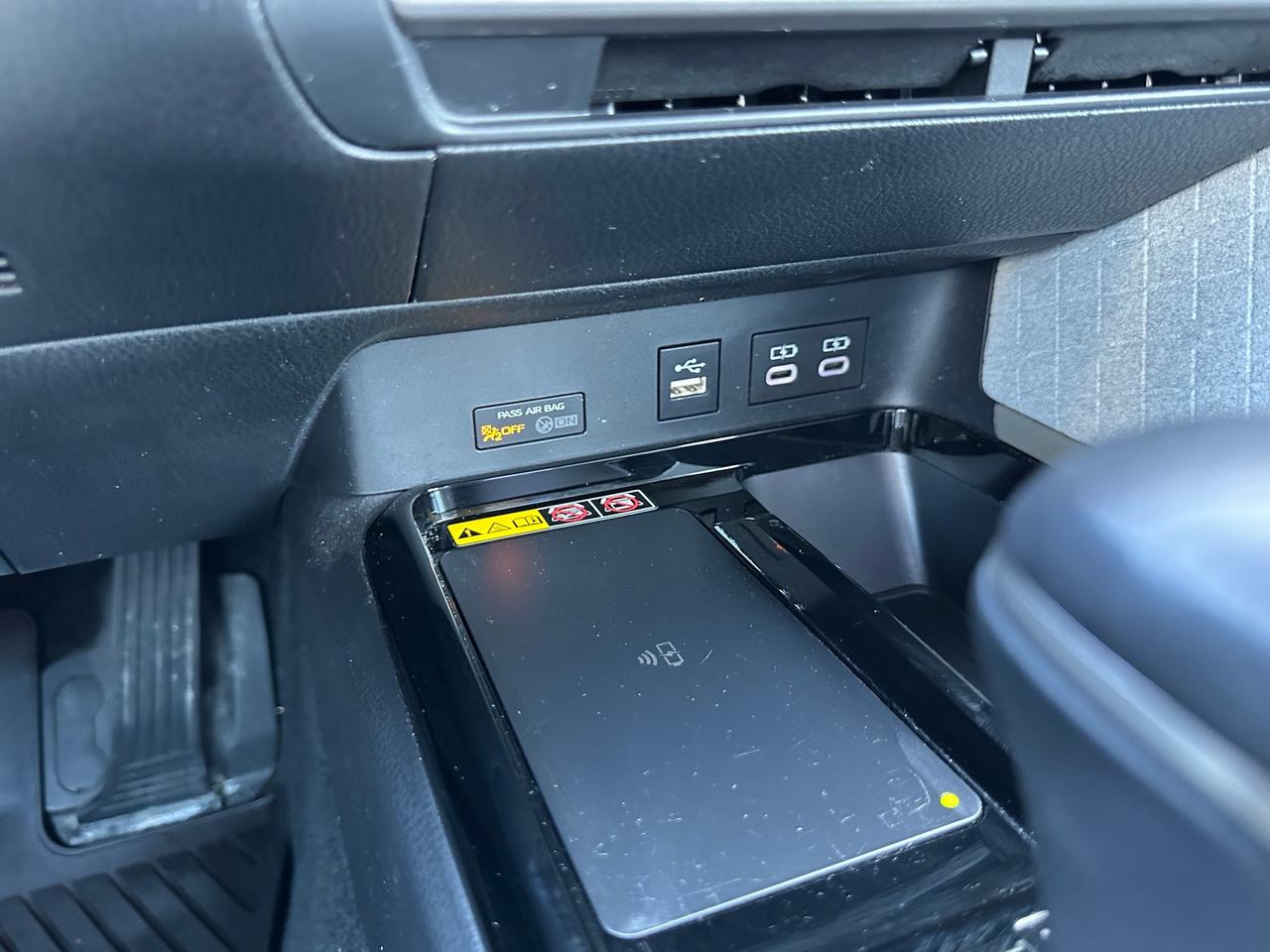 2025 Toyota Camry TOP OF THE LINE-XLE! Photo