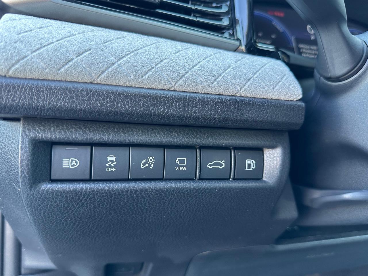 2025 Toyota Camry TOP OF THE LINE-XLE! Photo