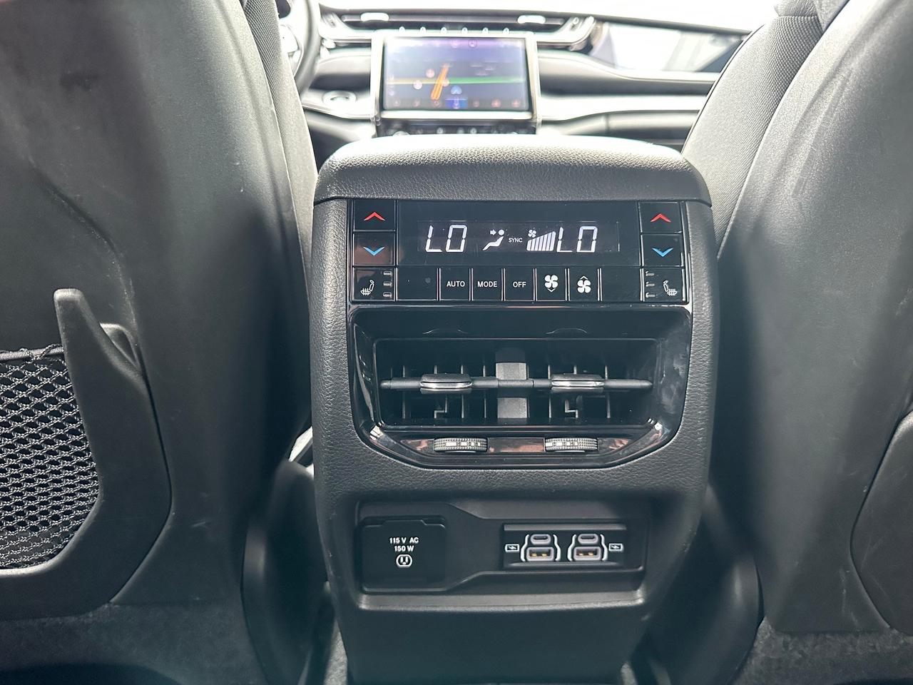 2022 Jeep Grand Cherokee Overland OVERLAND-HUD+MASSAGE SEATS+MORE! Photo
