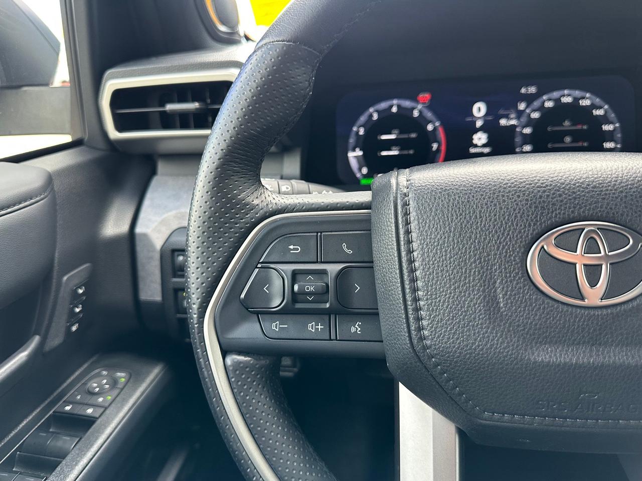 2025 Toyota 4Runner Hybrid TRAILHUNTER! Photo
