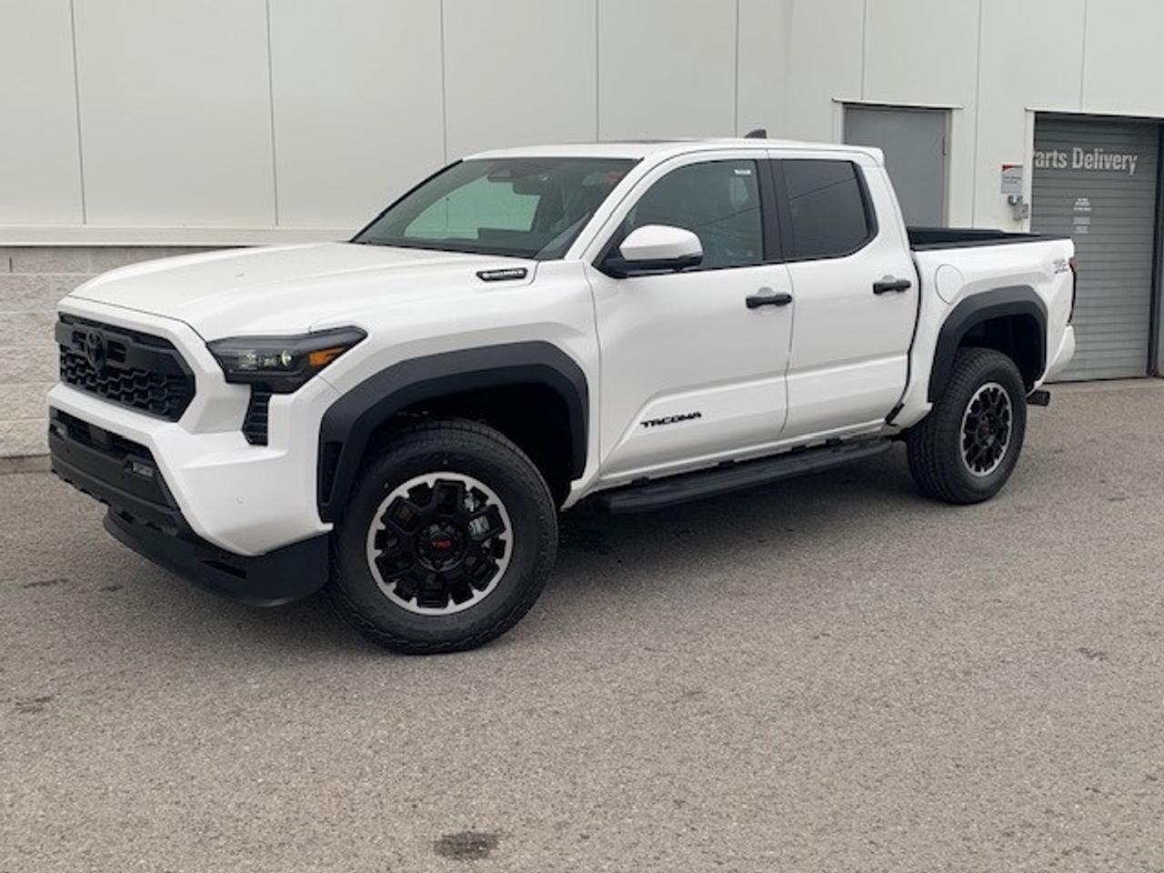 2026 Toyota TACOMA HYBRID Off Road Premium Hybrid Photo