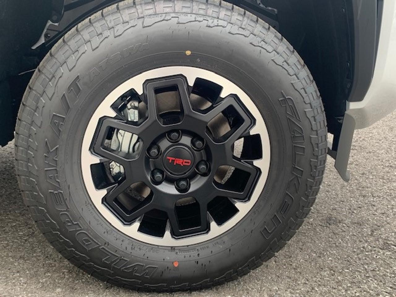 2026 Toyota TACOMA HYBRID Off Road Premium Hybrid Photo