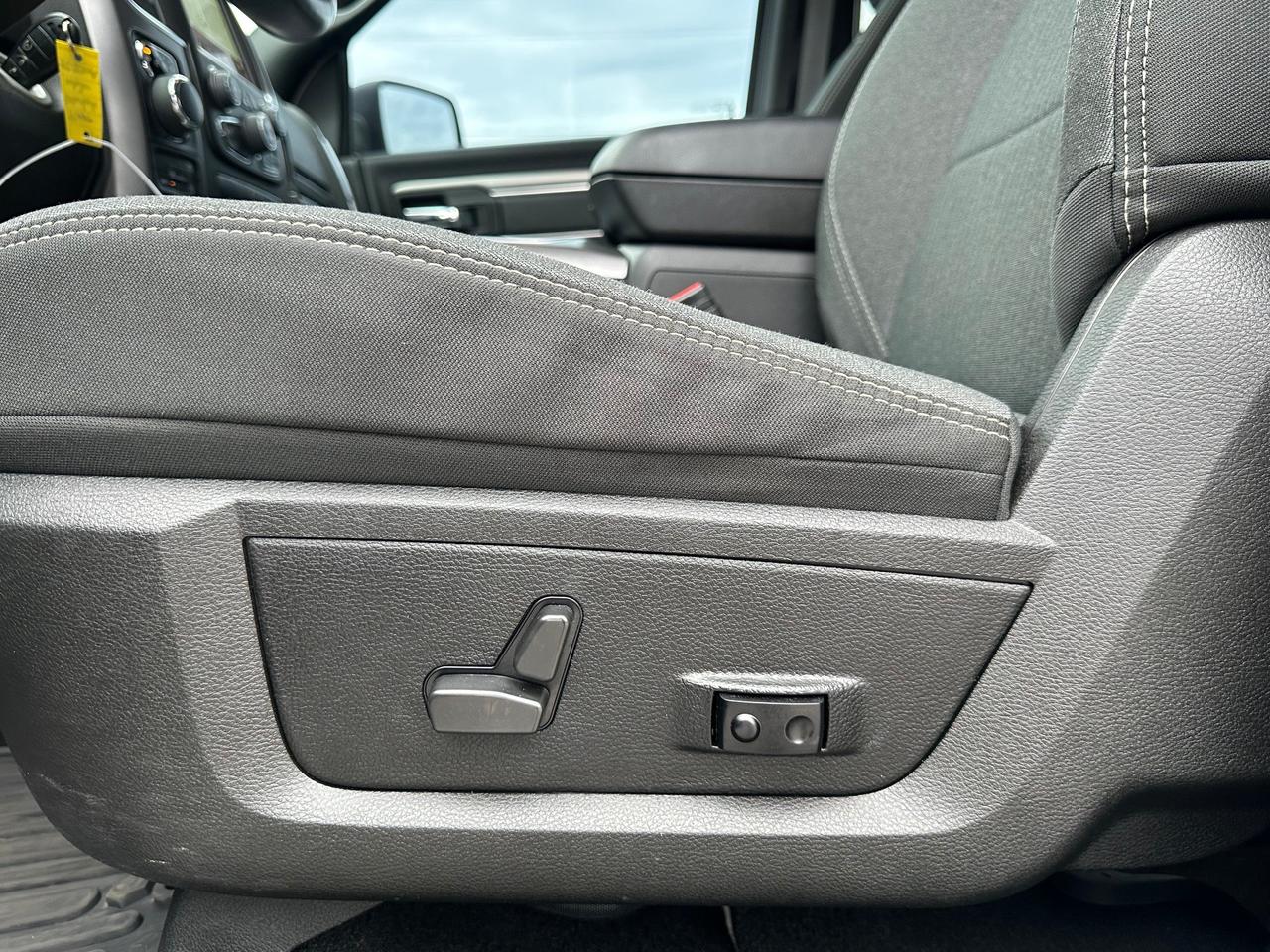 2021 RAM 1500 Classic SLT WARLOCK-ALL TERRAIN-ONE OWNER! Photo