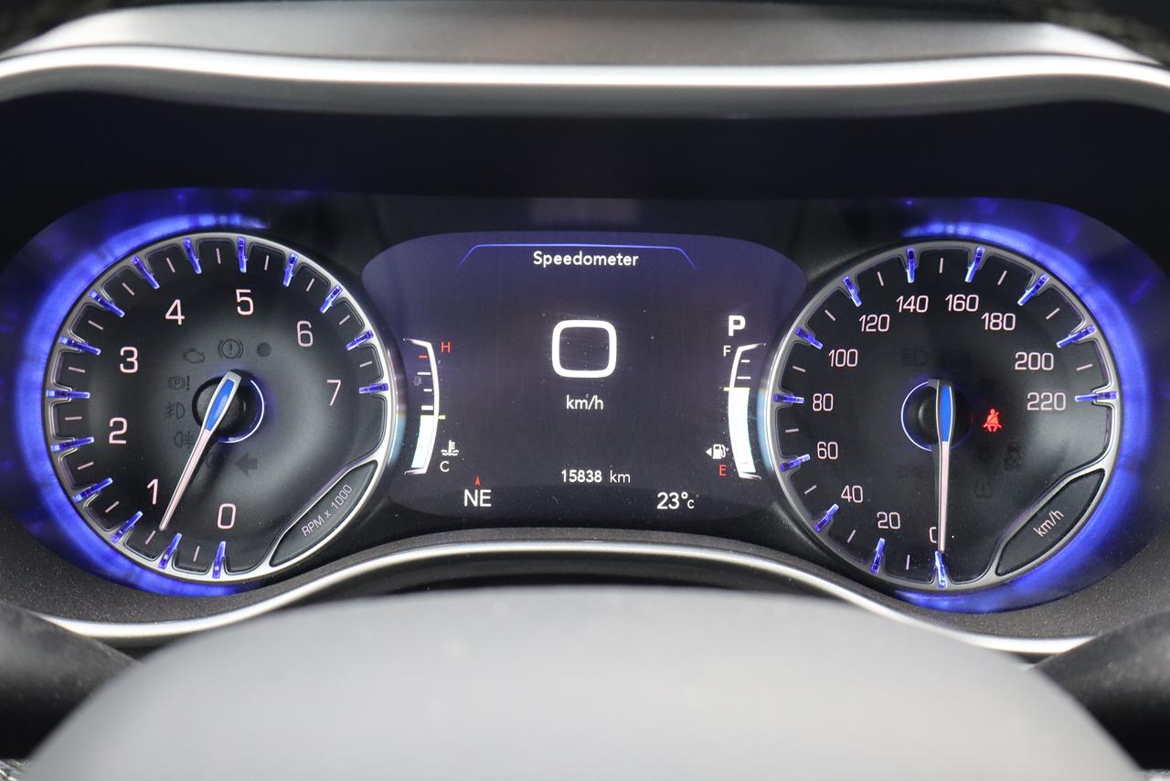 2025 Chrysler Pacifica Select FWD Photo