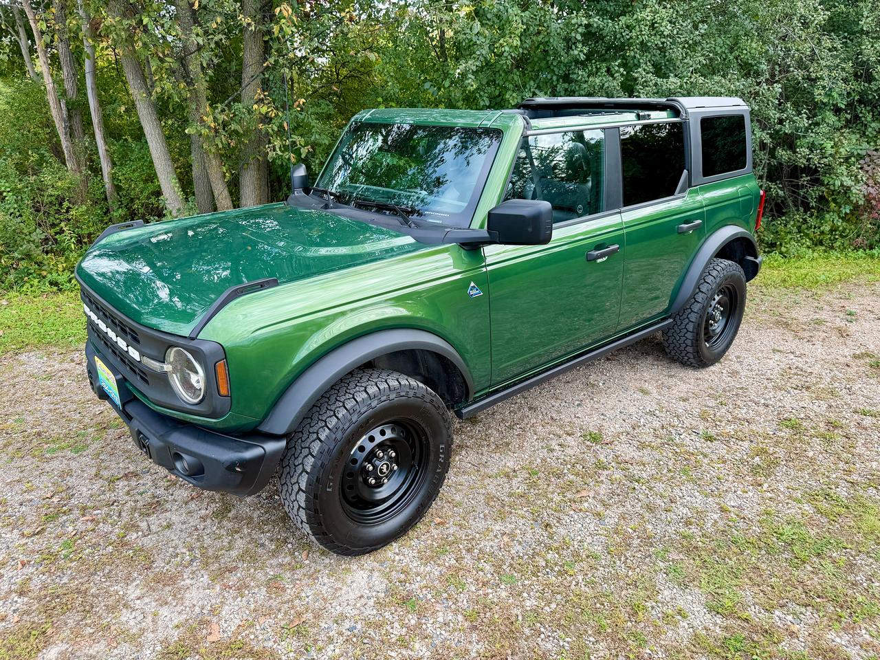 2023 Ford Bronco Black Diamond 4WD | Dual Tops Hard Top + Soft Photo