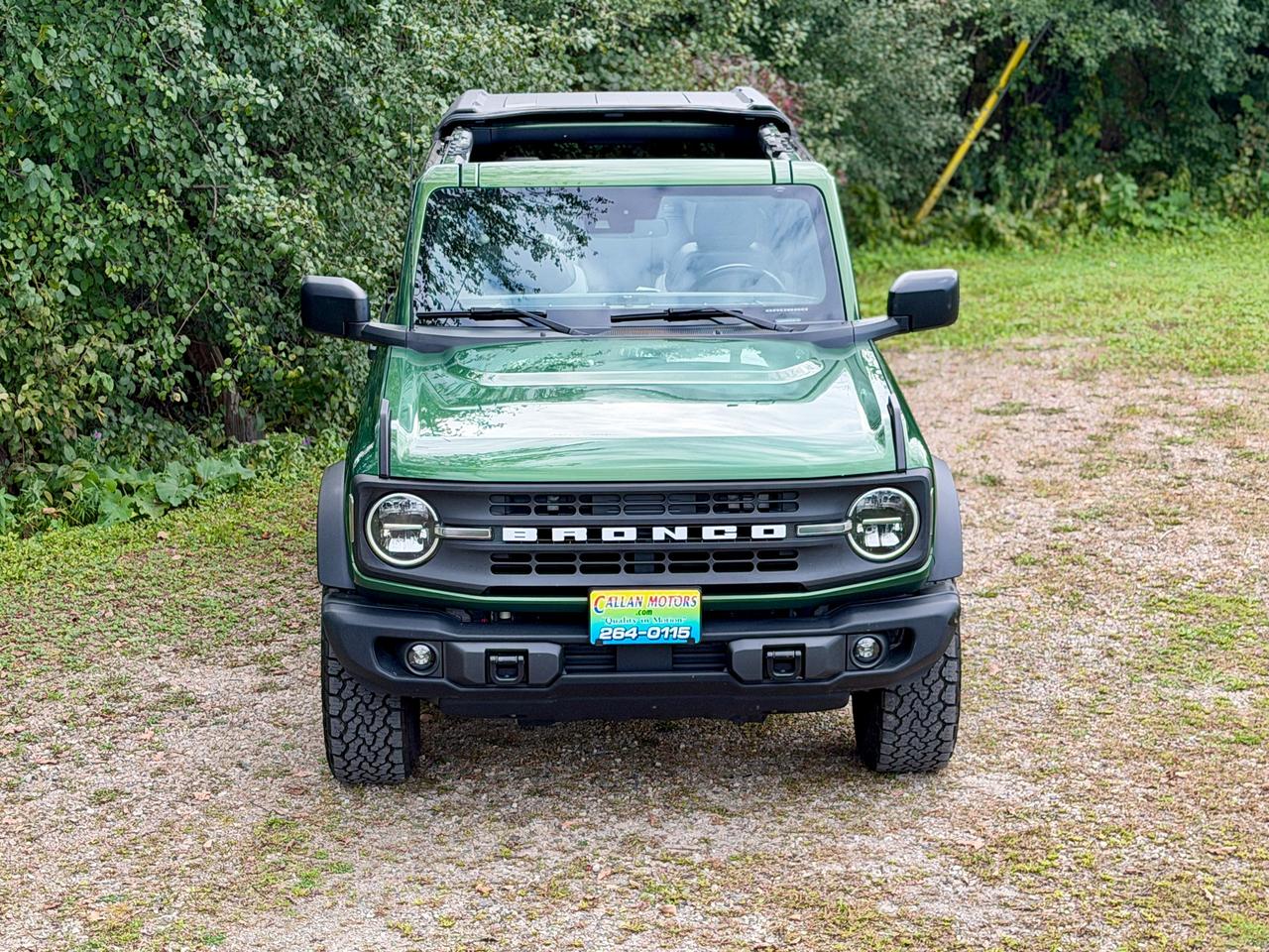 2023 Ford Bronco Black Diamond 4WD | Dual Tops Hard Top + Soft Photo