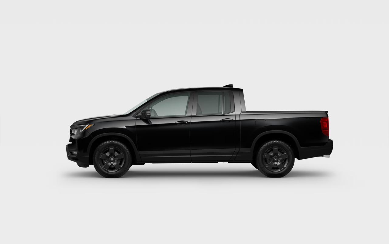 2026 Honda Ridgeline Black Edition Photo1