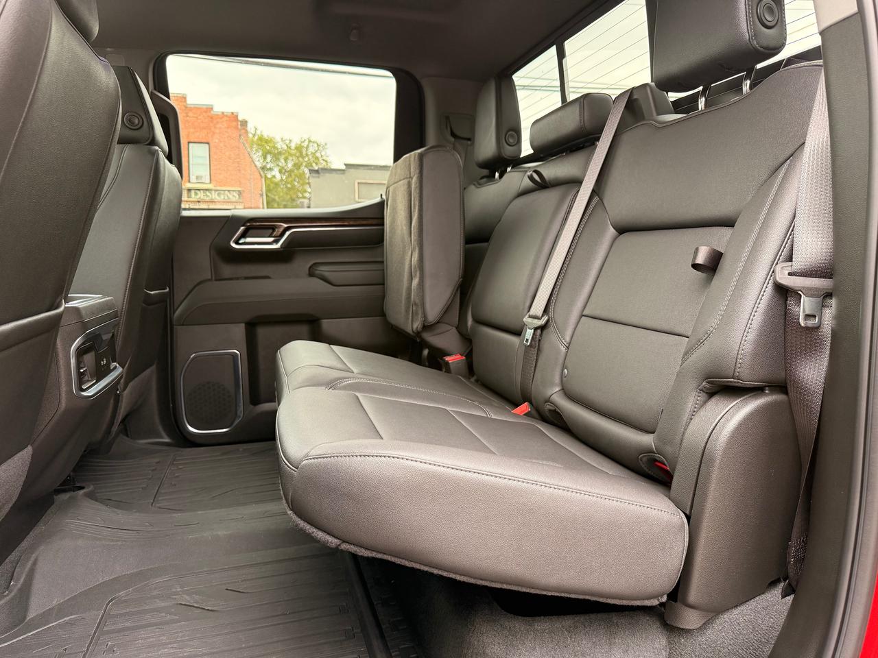 2024 GMC Sierra 1500 4WD Crew Cab 147" Elevation Photo
