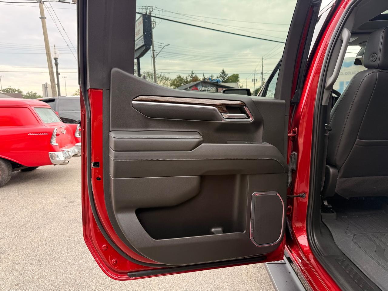 2024 GMC Sierra 1500 4WD Crew Cab 147" Elevation Photo