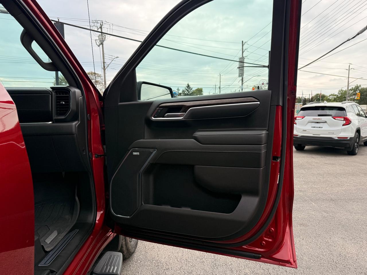 2024 GMC Sierra 1500 4WD Crew Cab 147" Elevation Photo