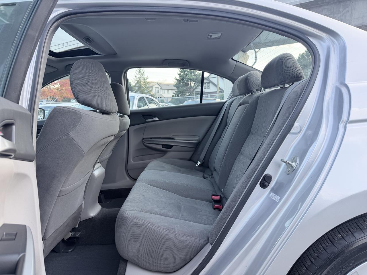 2008 Honda Accord FINANCING AVAILABLE Photo16