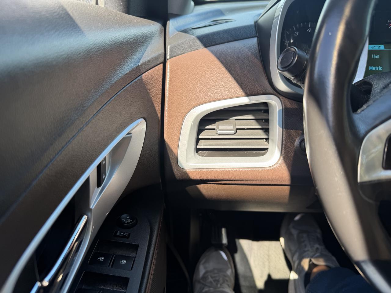 2015 Chevrolet Equinox LT | Clean CARFAX Photo