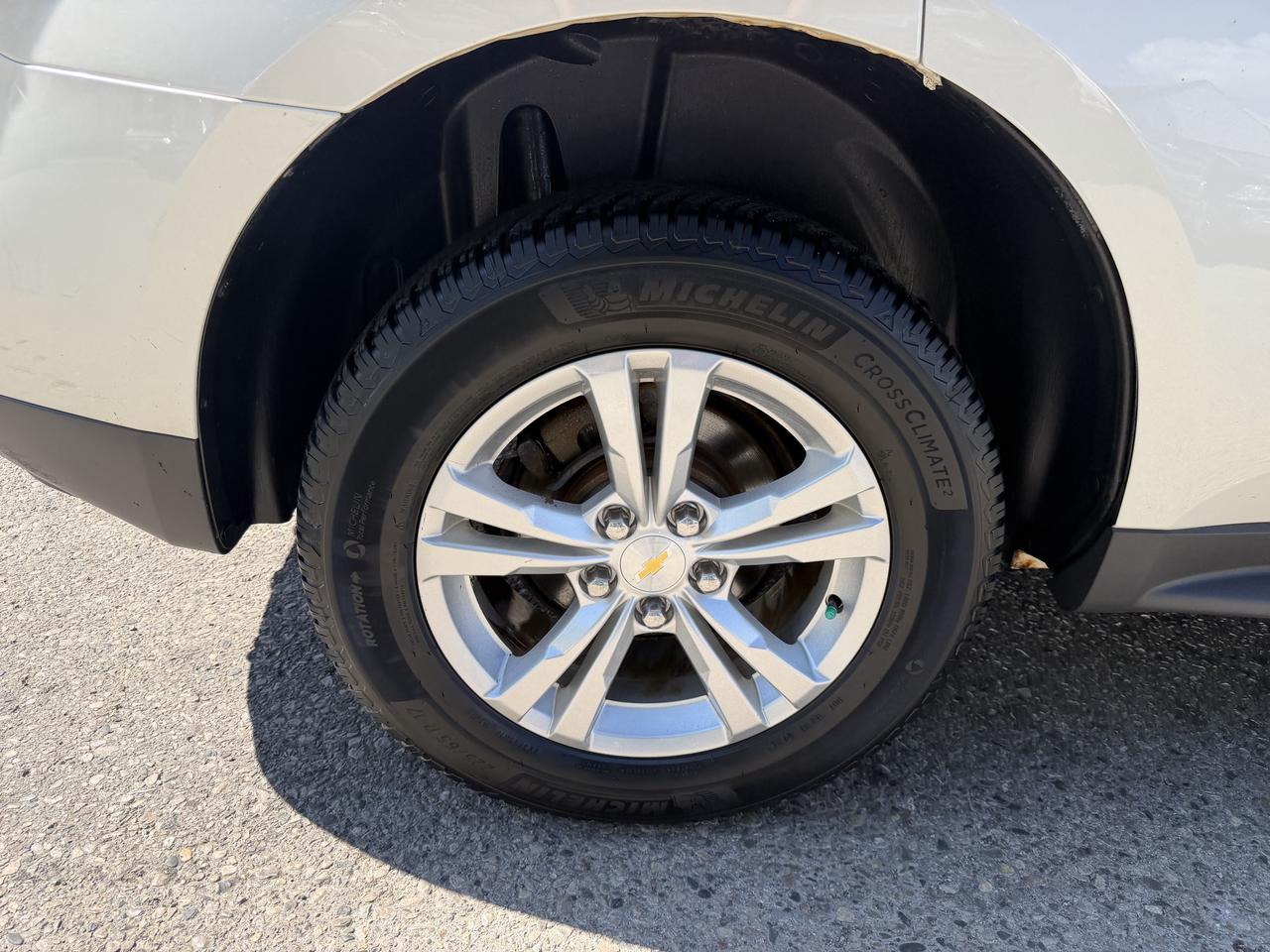 2015 Chevrolet Equinox LT | Clean CARFAX Photo
