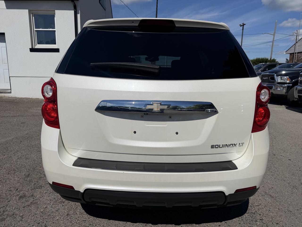 2015 Chevrolet Equinox LT | Clean CARFAX Photo