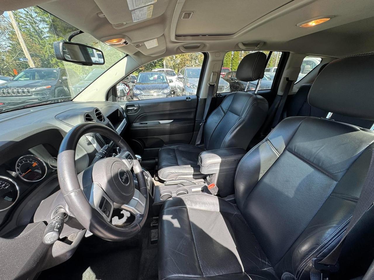 2016 Jeep Compass FWD 4DR HIGH ALTITUDE Photo