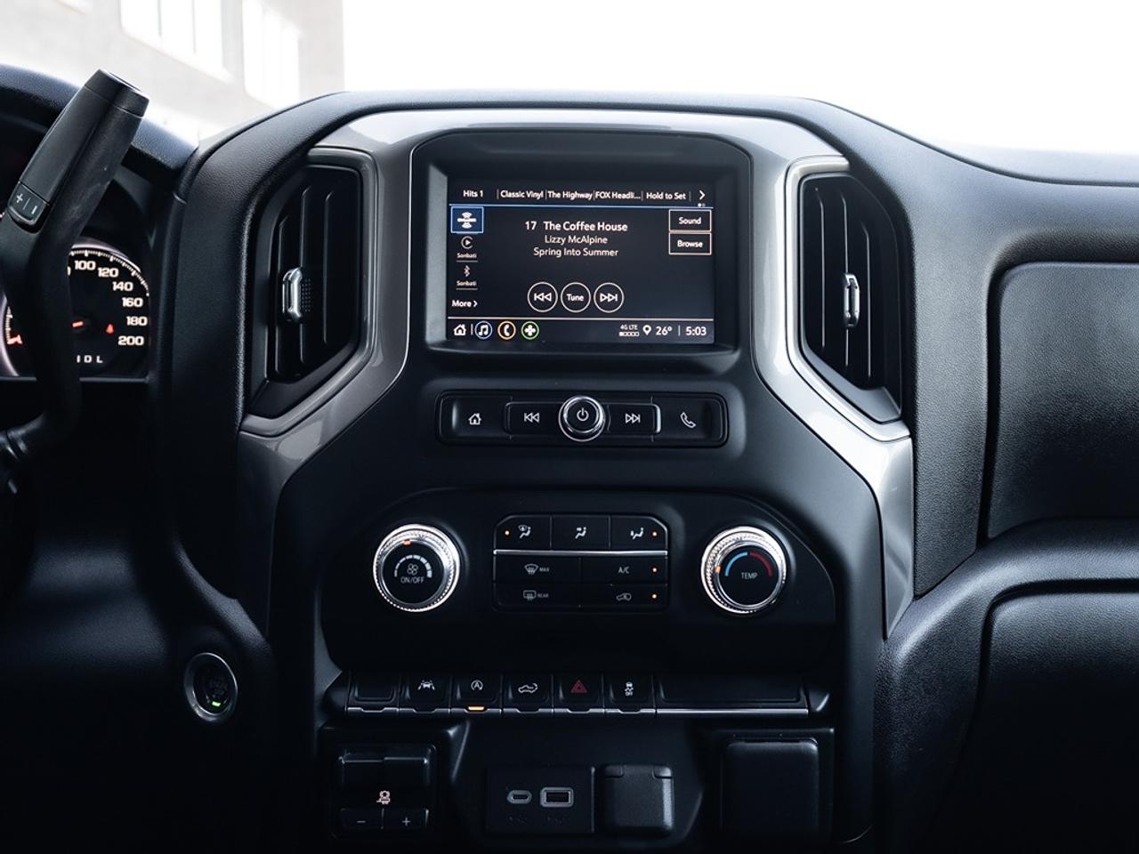2024 GMC Sierra 1500 4WD Crew Cab Photo30