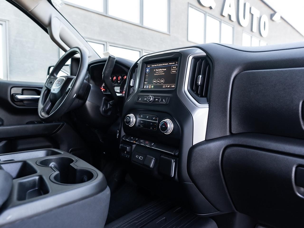 2024 GMC Sierra 1500 4WD Crew Cab Photo43