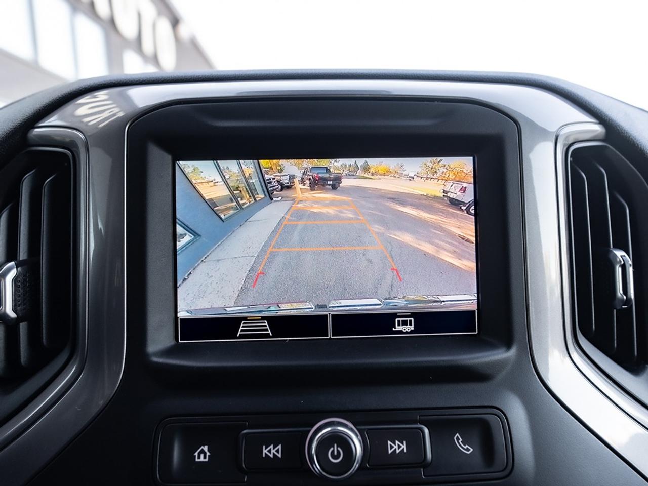 2024 GMC Sierra 1500 4WD Crew Cab Photo13