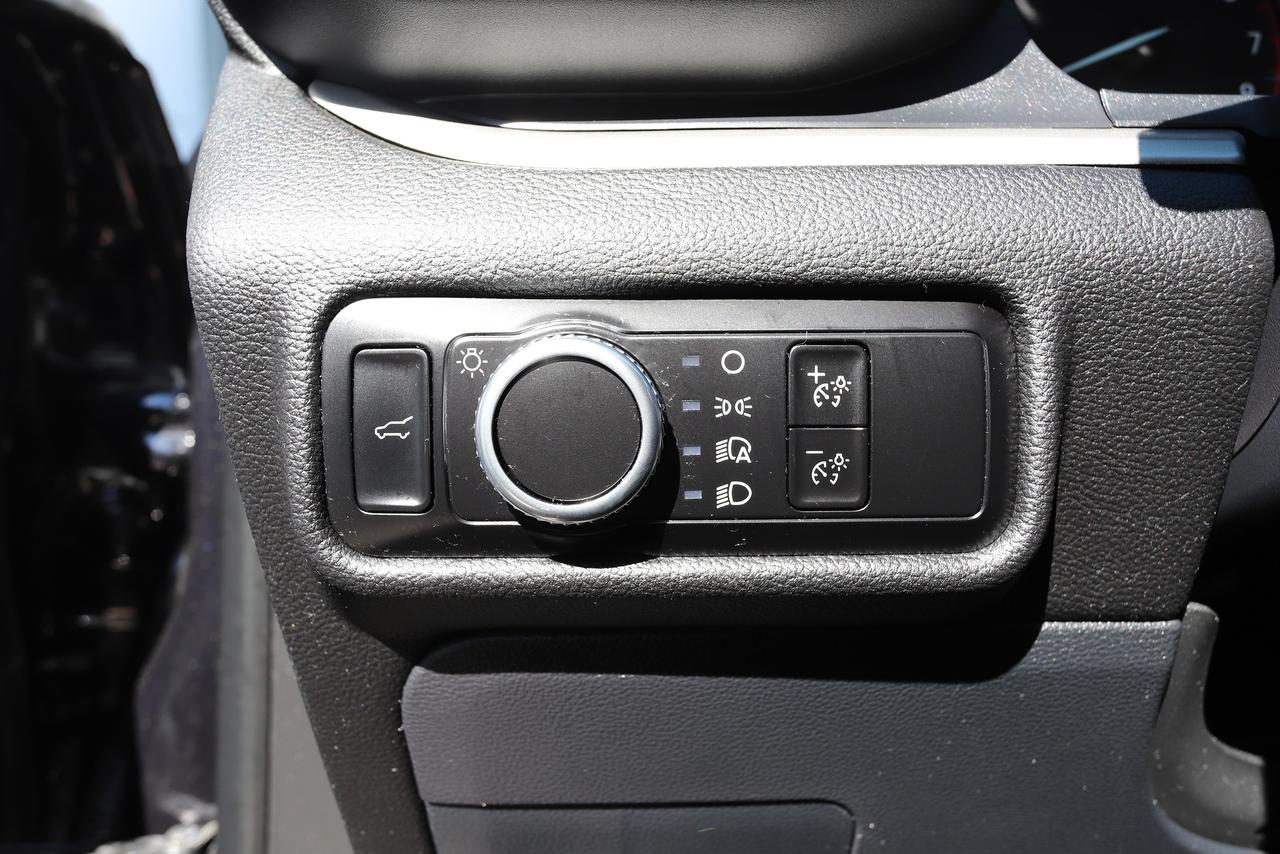 2023 Ford Explorer XLT 4WD Photo