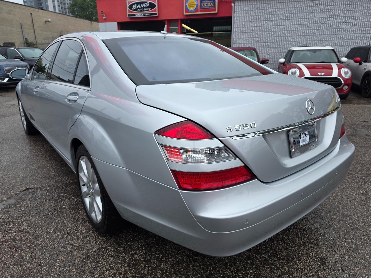 2007 Mercedes-Benz S-Class S550 4MATIC Photo3