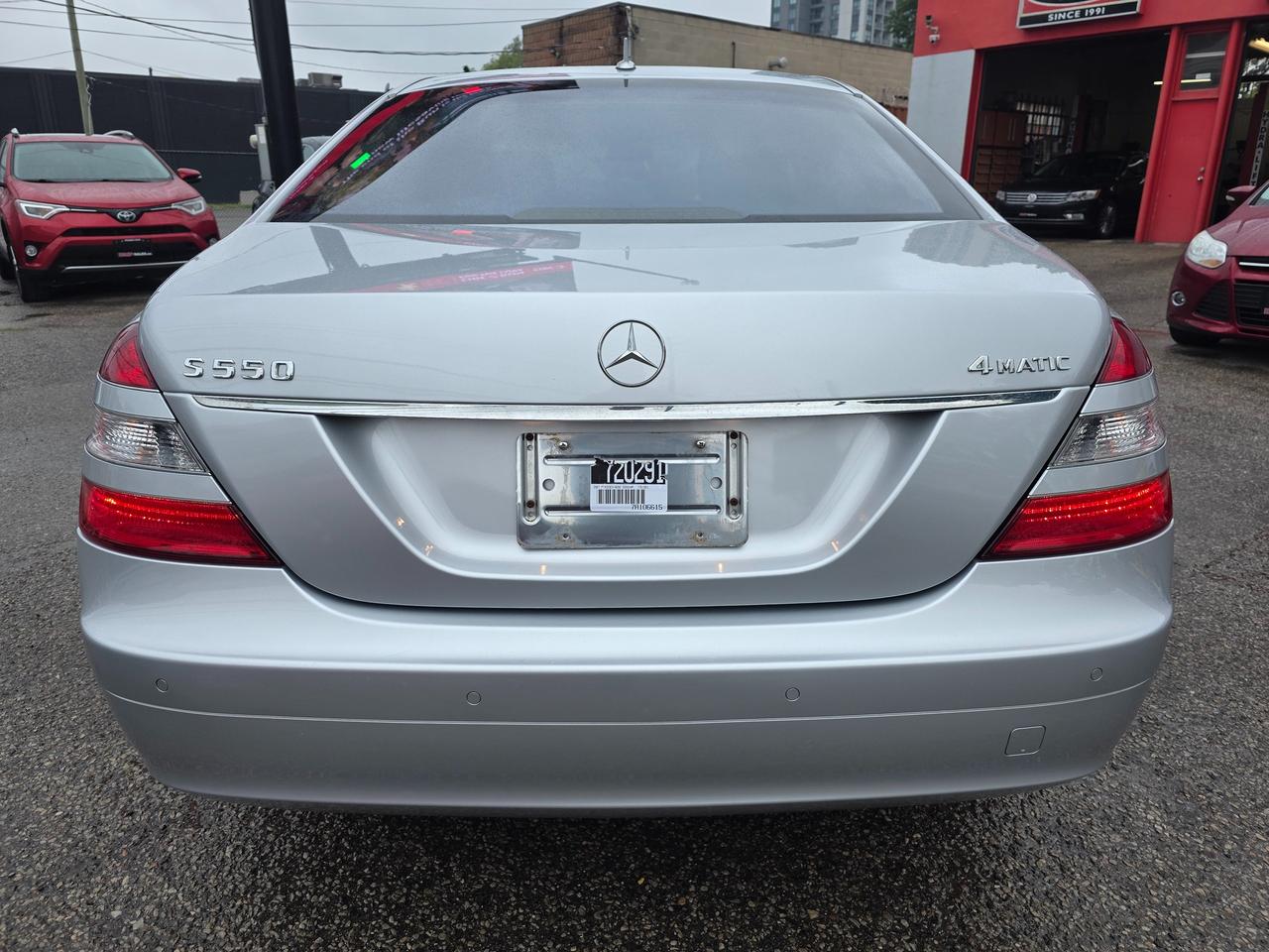 2007 Mercedes-Benz S-Class S550 4MATIC Photo