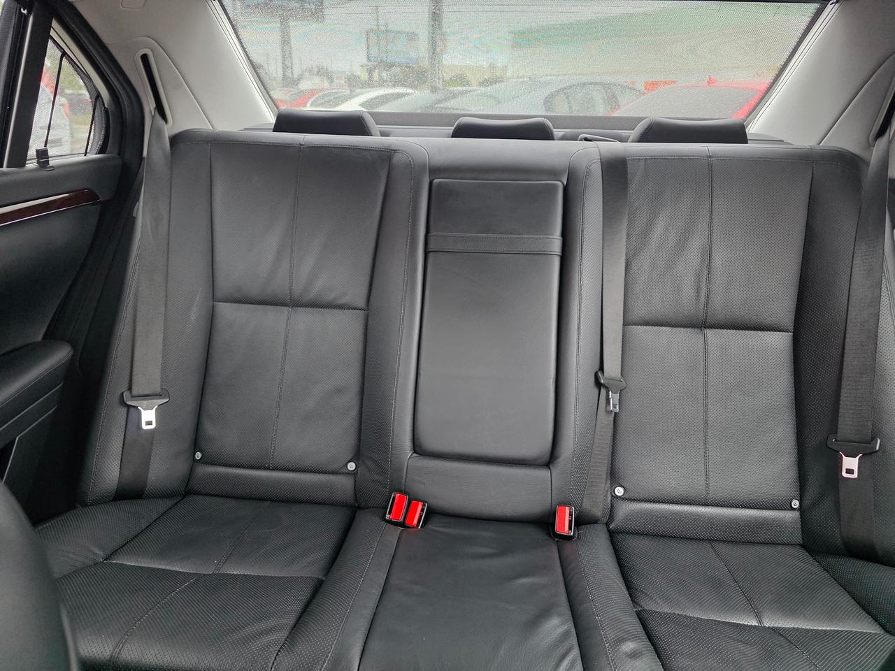 2007 Mercedes-Benz S-Class S550 4MATIC Photo