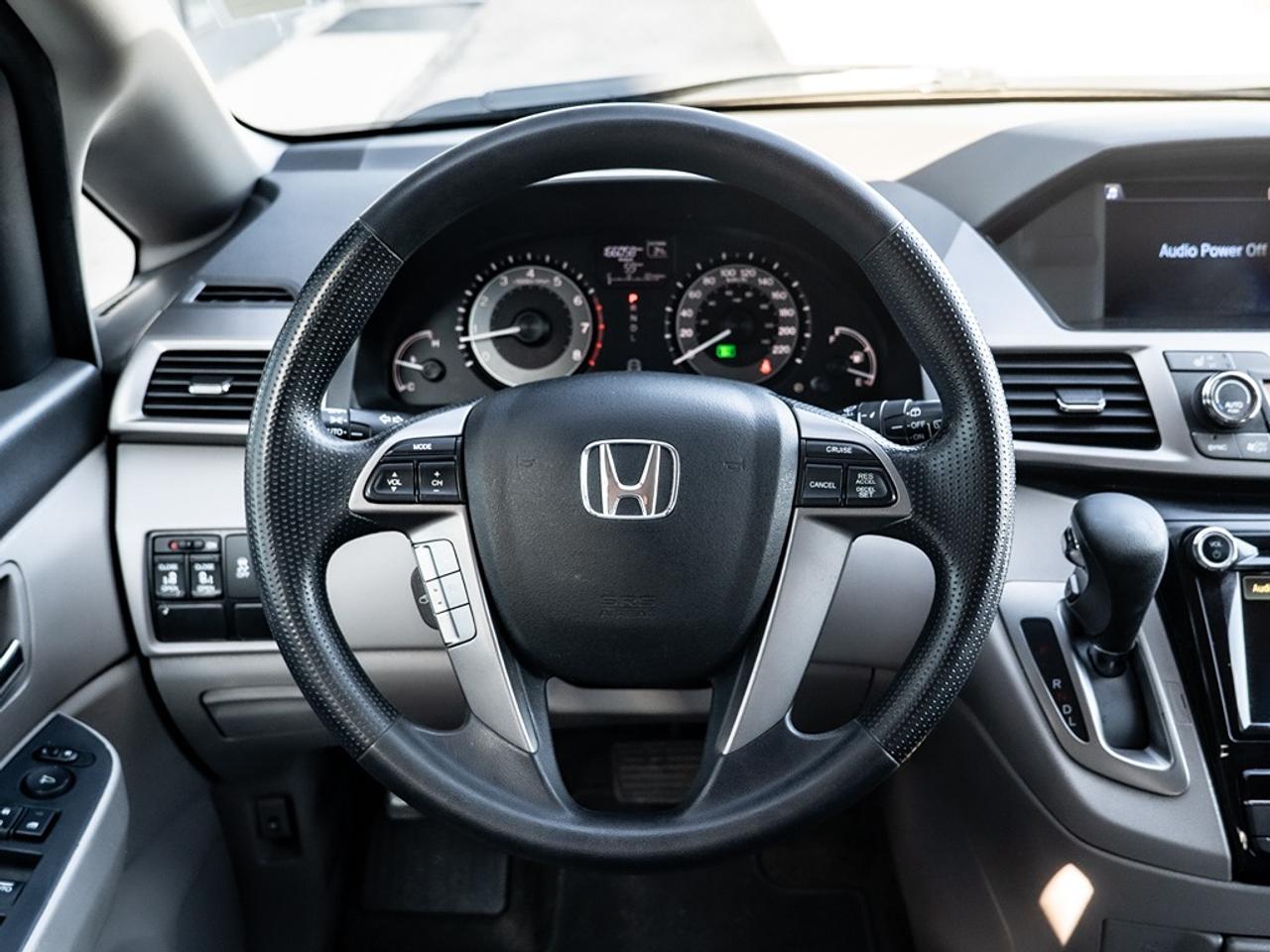 2016 Honda Odyssey EX Photo34