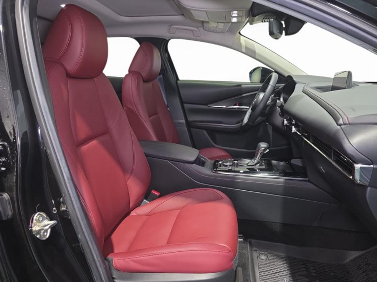 2025 Mazda CX-30 Premium Photo