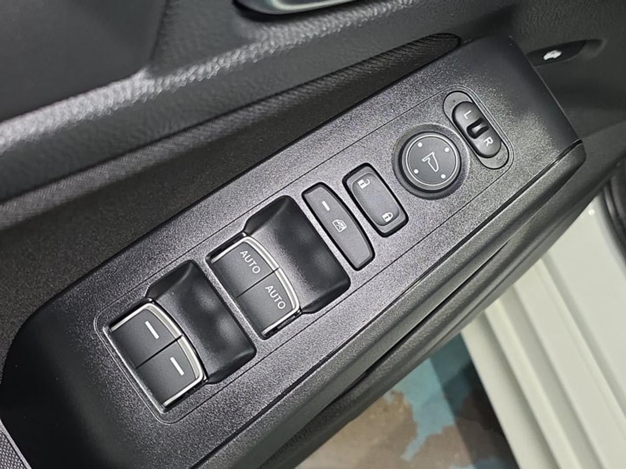 2024 Honda Civic LX Photo