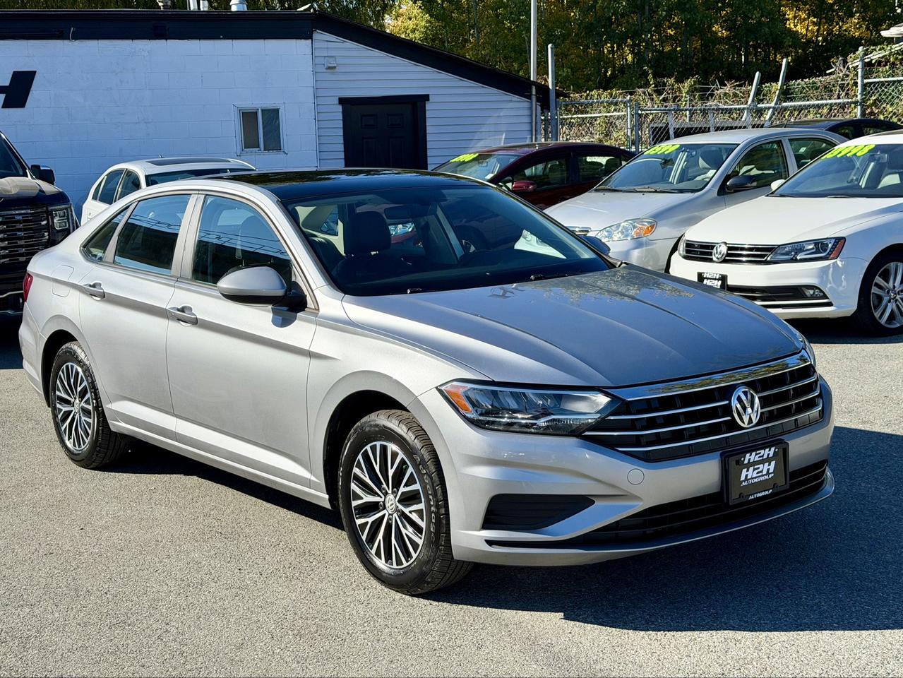 2019 Volkswagen Jetta FINANCING AVAILABLE Photo3