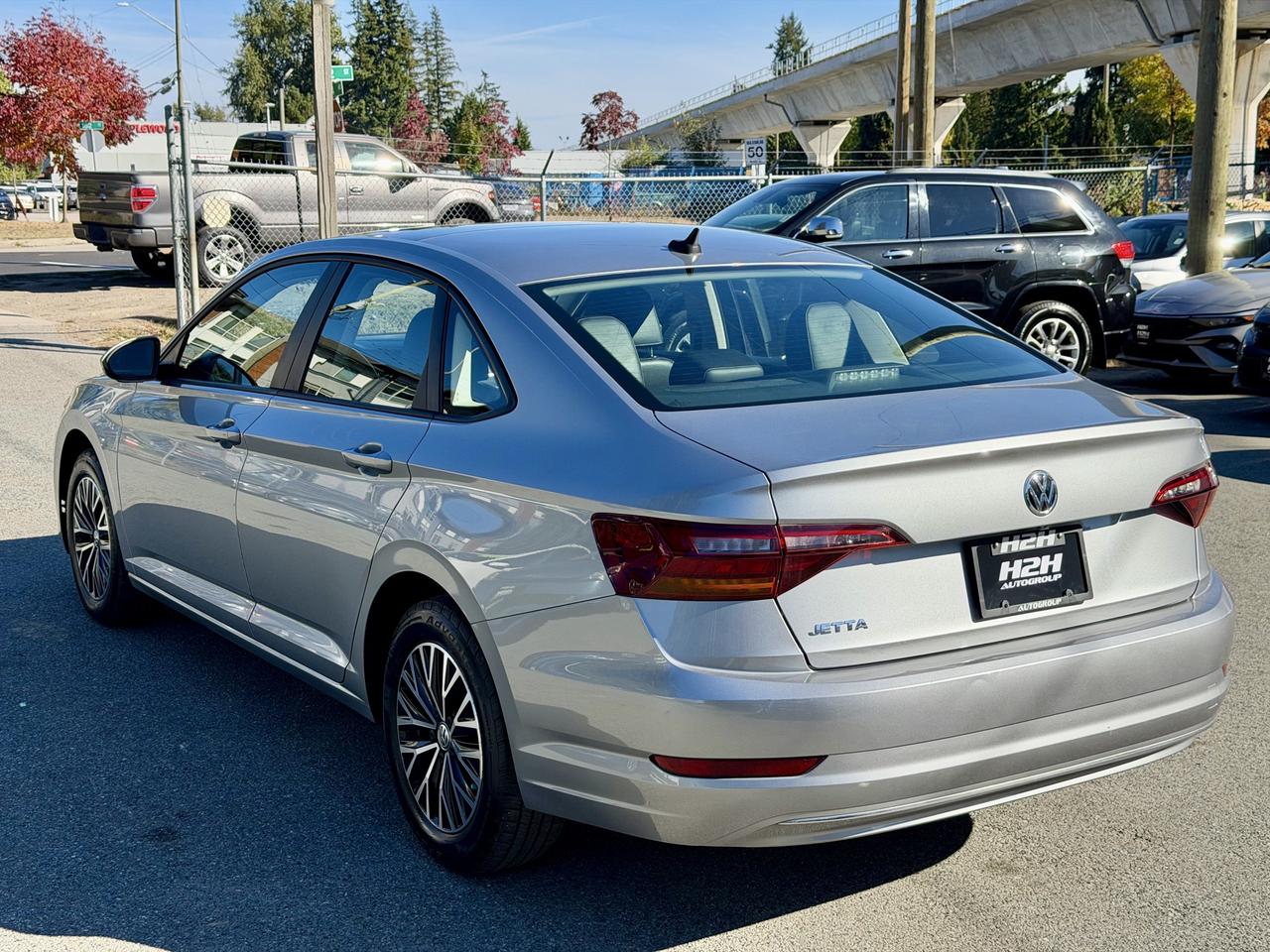 2019 Volkswagen Jetta FINANCING AVAILABLE Photo7