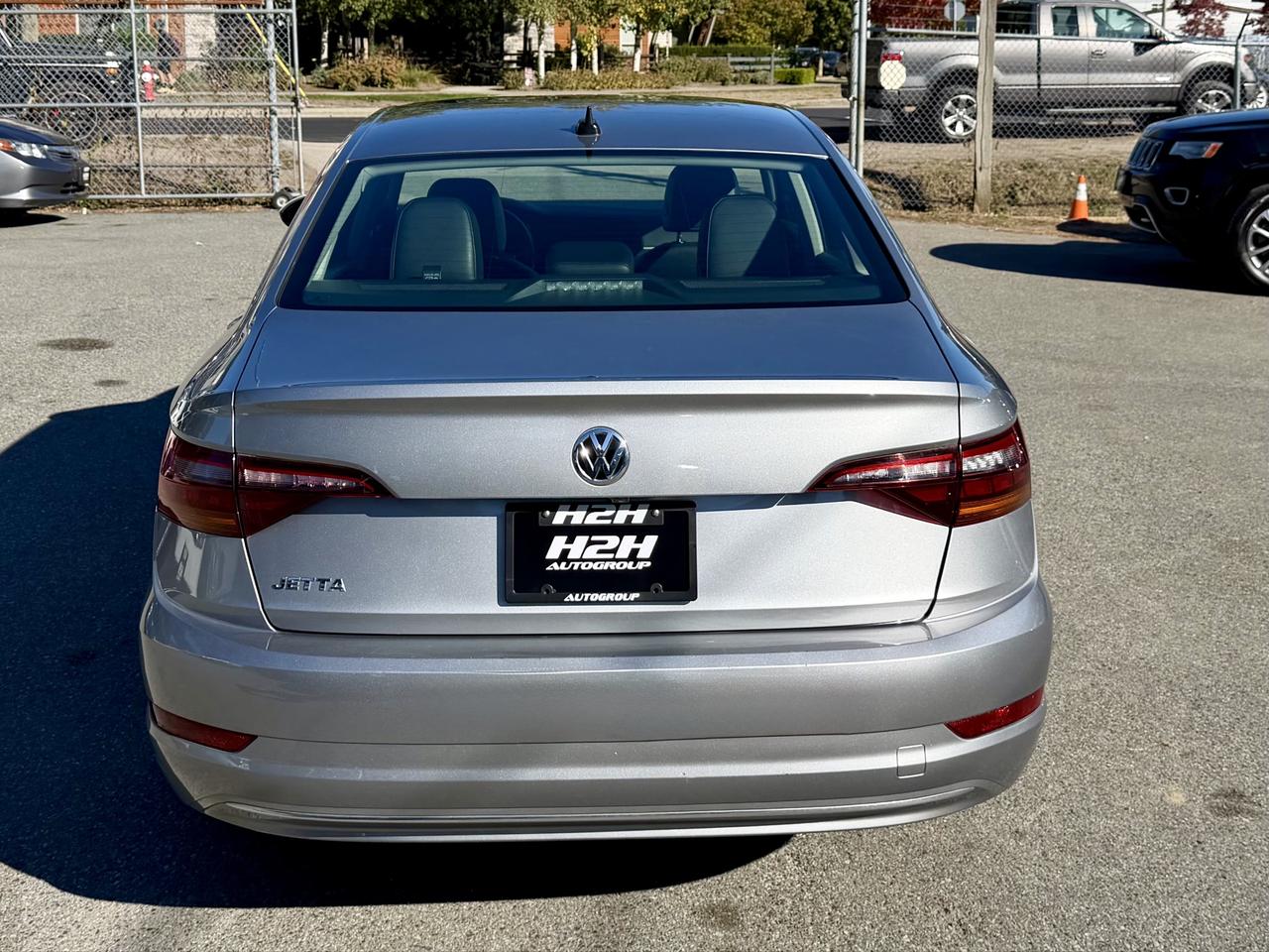 2019 Volkswagen Jetta FINANCING AVAILABLE Photo6