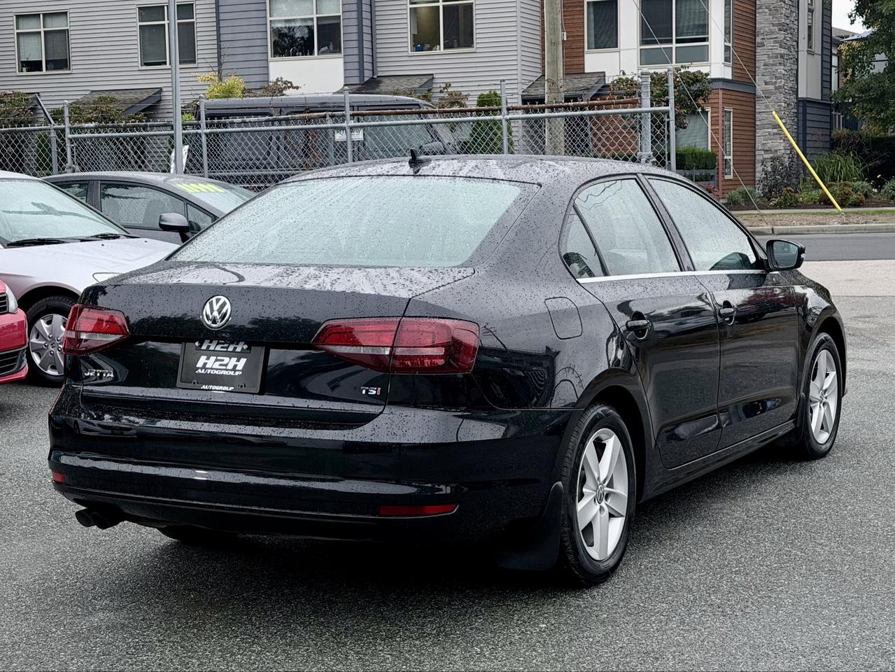2016 Volkswagen Jetta FINANCING AVAILABLE Photo5