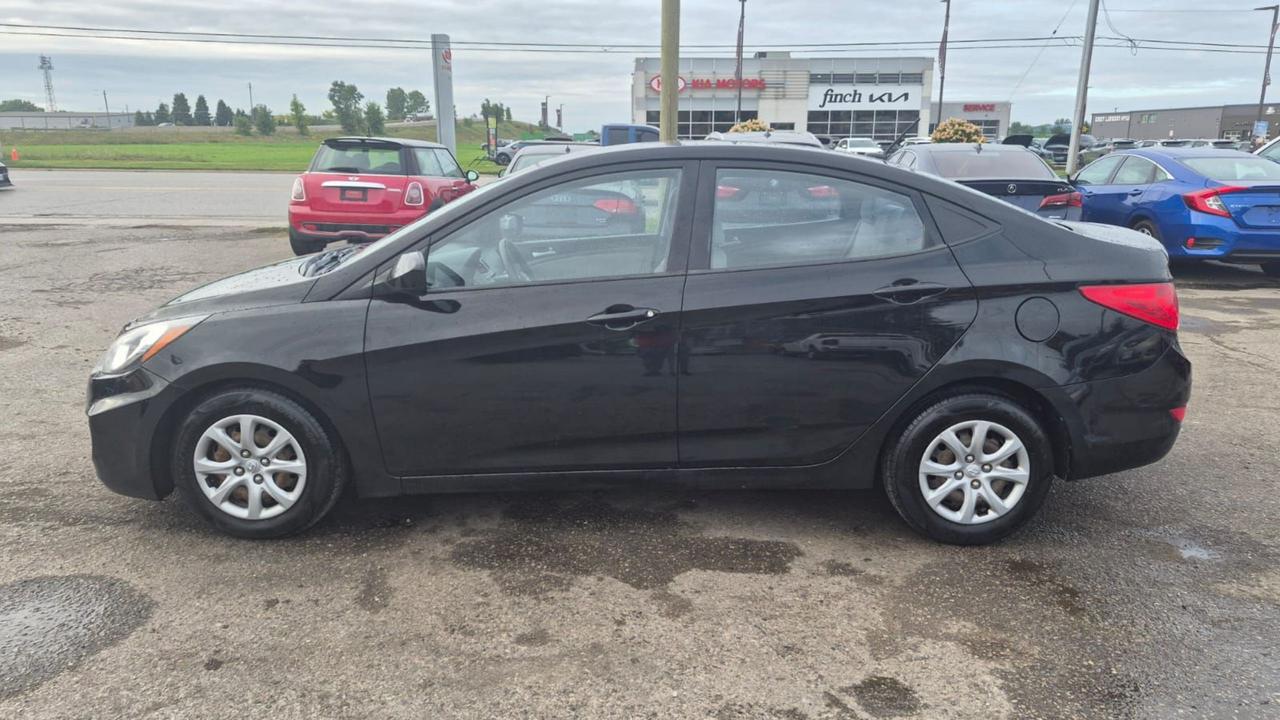 2012 Hyundai Accent GL, SEDAN, AUTO, ONLY 95KMS, 4 CYLINDER, CERTIFIED Photo