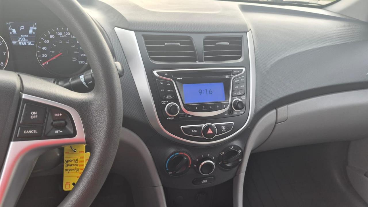 2012 Hyundai Accent GL, SEDAN, AUTO, ONLY 95KMS, 4 CYLINDER, CERTIFIED Photo