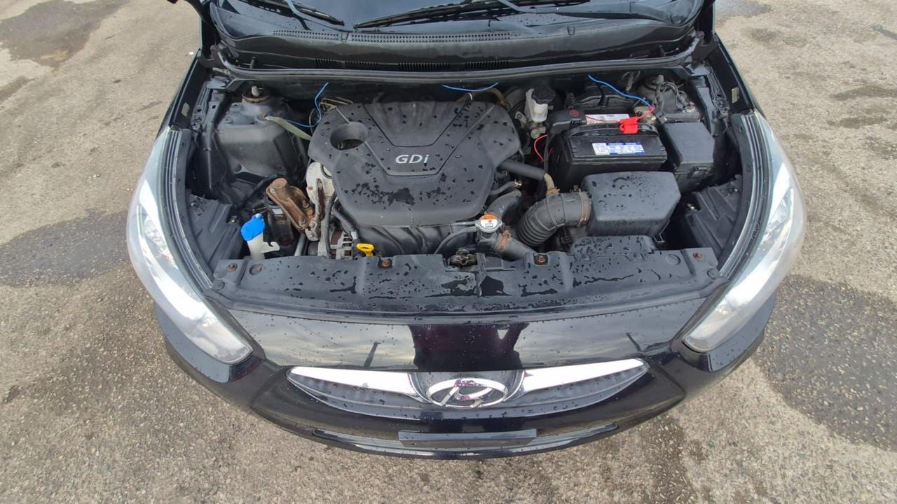 2012 Hyundai Accent GL, SEDAN, AUTO, ONLY 95KMS, 4 CYLINDER, CERTIFIED Photo